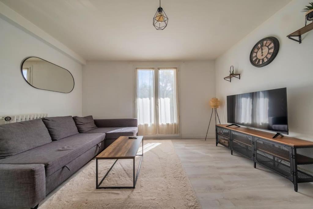 Trioasis - 3 *